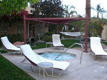 Desert Paradise Resort - Gay Men'S Resort Palm Springs Exteriör bild